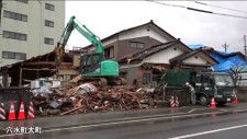 「1900棟の住宅が全半壊した」石川県穴水町で公費解体はじまる