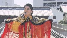 福山雅治さん「凱旋パレード』に沿道から大声援「おかえりー」皇后役の仲里依紗さんに熱狂