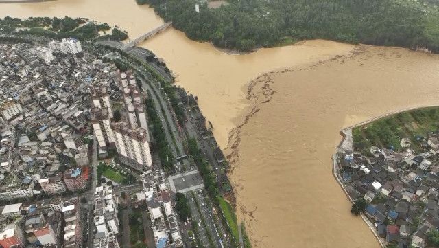 中国貴州省榕江県で水害 住民と職員が対応に全力