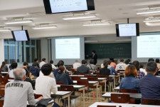 日本で唯一”夜間”理学部、東京理科大が長期履修者を社会人学生全体に拡大する思惑
