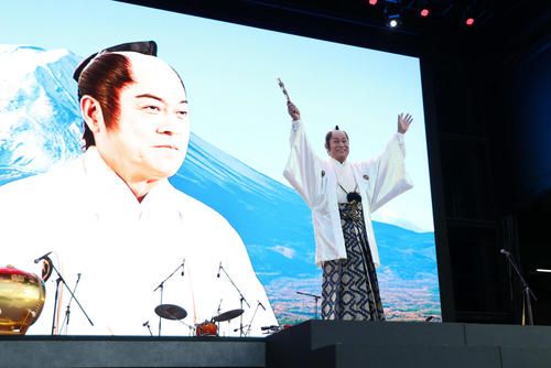 松平健、大阪・関西万博でマツケンサンバ２披露！6000人が踊り、歌う熱狂「オーレー」
