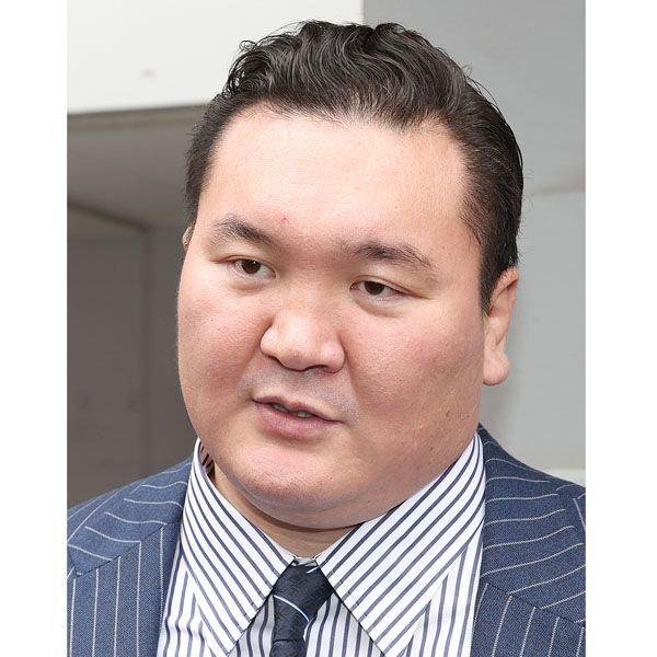 元横綱白鵬が突然告白「皇帝の末裔」に角界一同“苦笑”のワケ…《本当だったらとっくに吹聴しています》