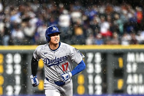 大谷翔平、折り返し81試合目で驚異的「得点王」過去四半世紀の記録上回る年間158得点ペース