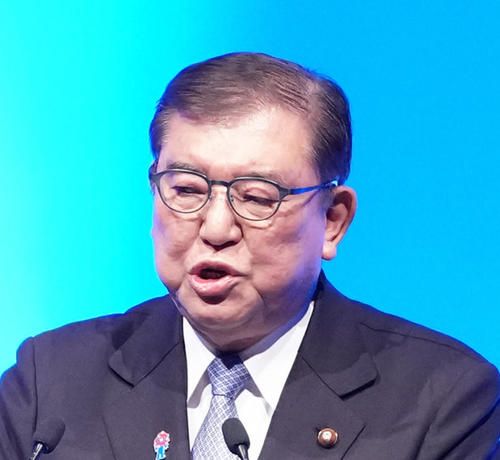 石破首相のX投稿に「高度な大喜利か!?」SNSに反応さまざま「よう載せたな」「負けないで！」