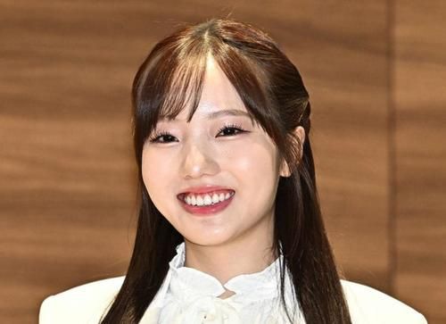 本田真凜さん、全力平泳ぎショット公開「氷の上も陸の上も水の中もいけるのか」