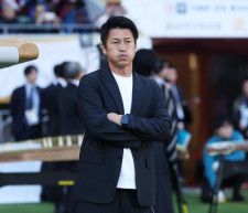 G大阪対神戸　決勝に臨む神戸吉田監督（撮影・宮地輝）