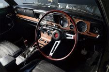 複数の純正マフラーを用意してオリジナルの状態で維持するハコスカGT-R【3】1969年式 日産 スカイライン 2000 GT-R
