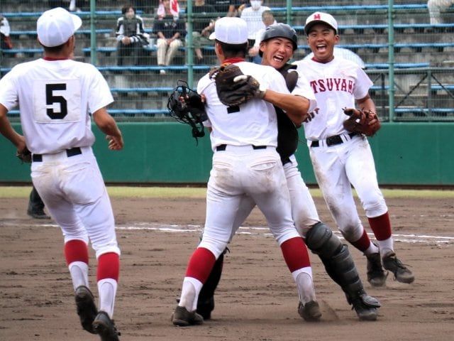 甲子園優勝の名門…なぜ勝てなくなった？ 現地で見た“まさかのコールド負け”松山商業「愛媛では強いが…」「エースが“1日2試合”登板」揺れる今(Number  Web) - goo ニュース