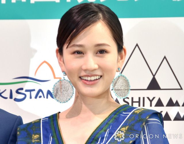 前田敦子、“大学時代の元カレ”と2ショット　爽やか笑顔で若々しい雰囲気