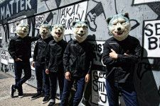 『Believe―君にかける橋―』主題歌を担当するMAN WITH A MISSION