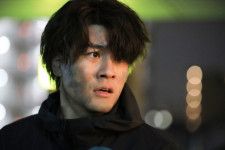 新土曜ドラマ『街並み照らすヤツら』に出演する森本慎太郎 （C）日本テレビ