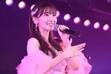 AKB48劇場で行われた柏木由紀卒業公演（C）AKB48