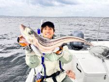 深海魚ハンター西野勇馬さん　”生きた化石”ギンザメを釣り上げる