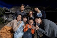 Netflix週間グローバルTOP10で1位獲得！賀来賢人、江口洋介らキャストが喜びのコメント　Netflixシリーズ「忍びの家 House of Ninjas」