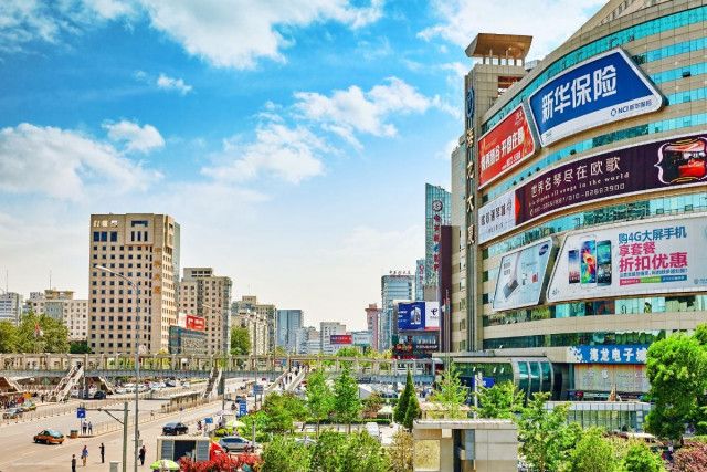 マックの「貧乏人セット」が大ヒット、両親から給料をもらい「子ども業」に専念…中国の若者が直面する“負け組人生”の実態と背景
