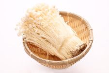 栄養満点「エノキ」はゆでると栄養流出？　管理栄養士が教える“おすすめの調理法”