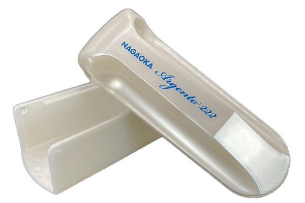 ナガオカ、0.01mmの特殊素材ブラシを約12万本セットしたレコードクリーナー「WCL222」
