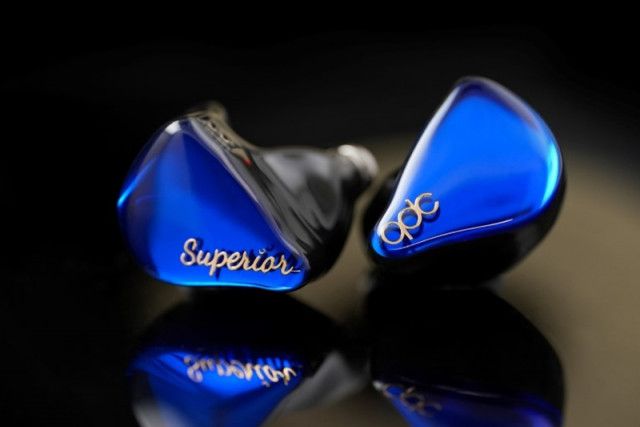 qdc、エントリーユニバーサルIEM「SUPERIOR」に新色 “Azure