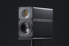 ELAC、独自特許技術搭載の新サブウーファー「VARRO」。DS 1000／RS 500