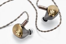 Astell&Kern、独Vision EarsとのコラボIEM「AURA」を9/2発売。全世界650台限定生産
