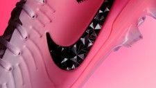 NIKE、“ピンク”な最新スパイク「マッドブリリアンスパック」が登場！5月30日に一般発売