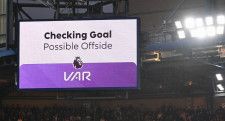 VARのオフサイド自動判定、EURO2024で使用不可能の可能性？「技術盗用の疑いによる告訴」で