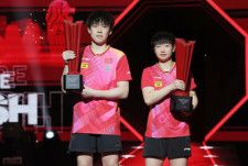 中国メディアの澎湃新聞は17日、卓球中国代表はパリ五輪で日本代表との激しい競争に直面することになるとする記事を掲載した。