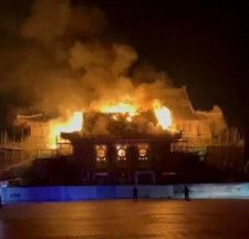 3日、澎湃新聞は、河南省で90年の歴史を持つ大学のホールで火災が発生し、重要な文化財の損害に悲痛の声が寄せられていることを報じた。資料写真。