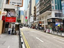 熱気があふれていた香港の商店は今や閑古鳥が鳴き、生き残りを懸けた苦闘が続いている。中国本土でのショッピングや海外からの観光客の激減といった悪条件が重なったためだ。写真は香港。
