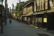 22日、日本華僑報網は、日本で新築住宅よりも築10年ほどの中古住宅が人気を集めていると報じた。