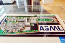 23日、第一財経は、オランダの半導体製造装置大手ASMLが中国で人材獲得に乗り出す中で困難に直面していると報じた。