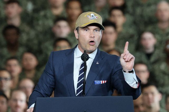 米軍、太平洋側で「麻薬船」攻撃 14人殺害=国防長官