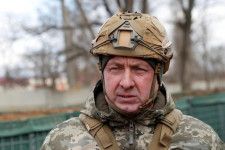 ウクライナのパブリュク陸軍司令官は２２日、ロシアが１０万人の兵力を準備しているとし、今夏にウクライナでの新たな攻勢か部隊の補充に充てる可能性があるとの見方を示した。写真はパブリュク氏。２０２２年２月１９日にドネツク州で撮影。（２０２４年　ロイター／Valentyn Ogirenko）