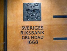 スウェーデン中央銀行（リクスバンク）のテデーン総裁は８日、インフレの先行きの見通しは良好で政策金利の引き下げを近く開始できるとの見解を示した。一方で悪化するリスクも残っていると指摘した。（２０２４年　ロイター／Violette Goarant）