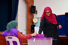 インド洋の島国モルディブで２１日に実施された議会選挙で、ムイズ大統領が率いる人民国民会議（ＰＮＣ）が圧勝した。撮影（２０２４年　ロイター）