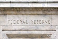 米アトランタ地区連銀のボスティック総裁は２０日、インフレ率が目標の２％に戻る軌道に乗っていると連邦準備理事会（ＦＲＢ）が確信するにはしばらく時間がかかると述べた。２００８年３月撮影（２０２４年　ロイター/Jason Reed）