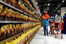 インドネシア統計局が３日発表した５月の消費者物価指数（ＣＰＩ）は前年同月比２．８４％上昇した。写真はジャカルタで３月２７日撮影（２０２４年　ロイター/Willy Kurniawan）