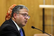 イスラエル極右閣僚、ガザ休戦案巡りネタニヤフ氏が「ごまかし」と非難