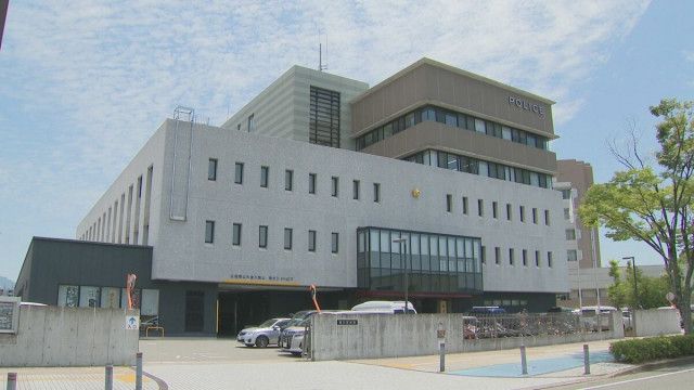 春日市で40代の男性が車にはねられ意識不明の重体