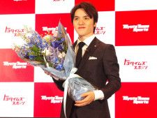五輪で3つのメダル、世界選手権では日本人初の連覇を果たした宇野昌磨が引退会見を開く