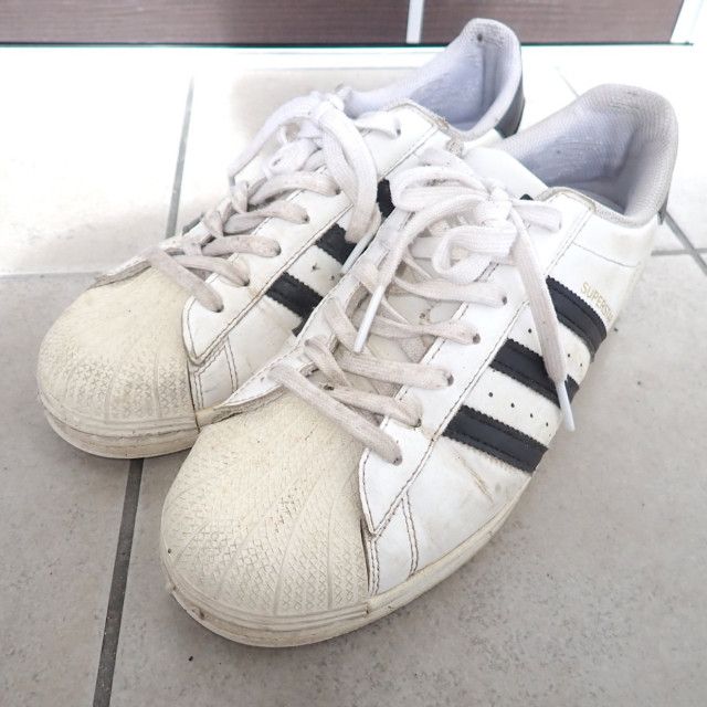 お気に入りがよみがえる! 白スニーカーの正しいお手入れ方法「泥汚れも怖くない」「黄ばみも諦めない」