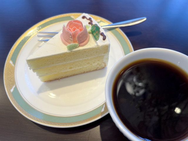 新橋『田村町 木村屋本店』文化人に愛された名喫茶。令和に蘇る昭和生まれのケーキたち