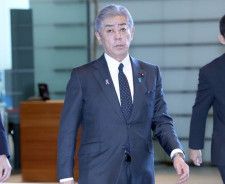 岩屋外相、13日から政治混乱の韓国訪問　与野党から成果疑問視の声