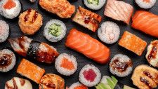 ベッカム、レディー・ガガ、オバマ元大統領…世界中のセレブが虜になる日本の“寿司” が世界に広まった5つの理由