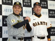 今季、セで首位争いを繰り広げる阪神・岡田彰布監督（左）と巨人・阿部慎之助監督（右）