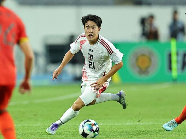 「最悪、骨折にまでつながる場面」森保Jの18歳MFへ危険なタックル、中国の悪質さを韓国メディアが厳しく批判！「彼らの粗暴なプレーは長い伝統」【E-１】