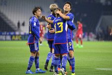 日本は弱点露呈も、エースのゴールでカタール撃破。劣勢から巻き返せた一因は両サイドバックの奮闘にあった【U-23アジア杯／コラム】