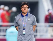 インドネシア戦についてコメントしたファン・ソンホン監督。(C)AFC