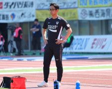 増田暫定監督が、正式にトップチーム監督に就任。（C）J.LEAGUE