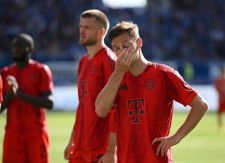 「悲惨なシーズン終了」惨敗のバイエルン、よもやの３位転落に辛辣批判！「過去13年間で最悪」「ドイツサッカー界での優位性が打ち砕かれた」